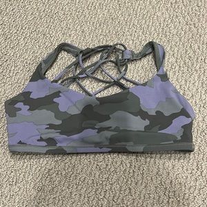 Lululemon free to be wild bra